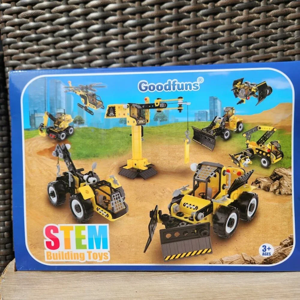 NEW STEM Building Set TOY CONSTRUCTION Trucks Educational Learning Excavator 8 i